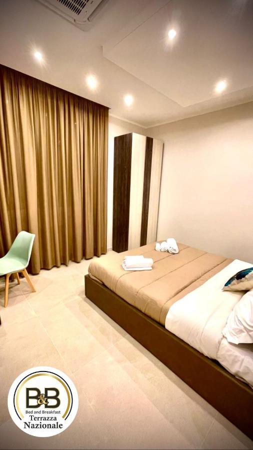 B&B Terrazza Nazionale Napoli Bagian luar foto