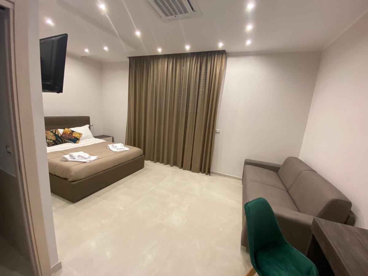 B&B Terrazza Nazionale Napoli Bagian luar foto
