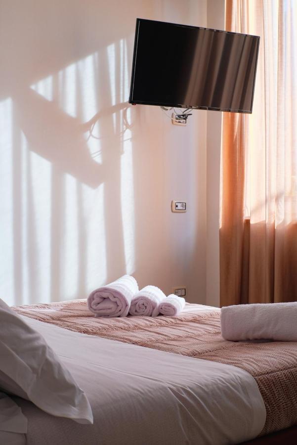 B&B Terrazza Nazionale Napoli Bagian luar foto