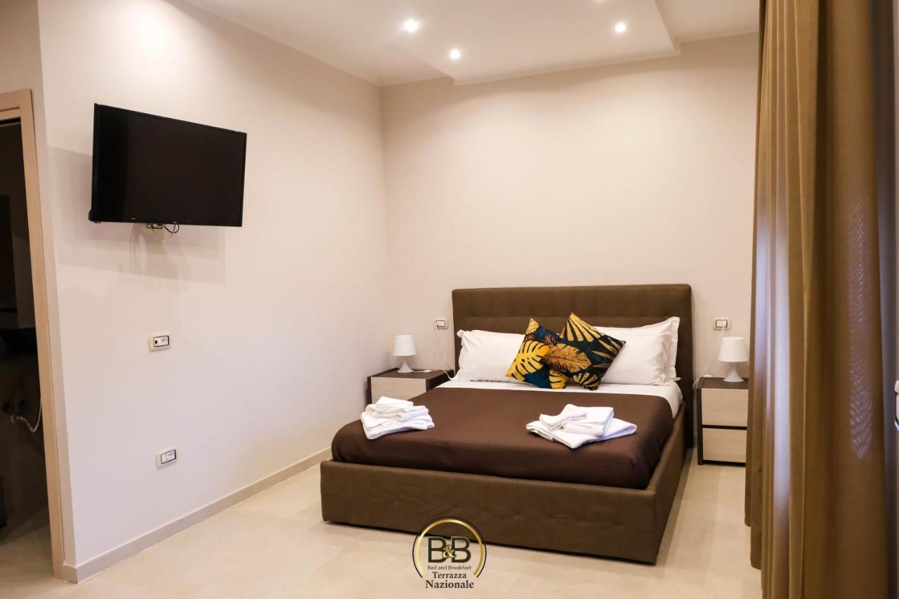 B&B Terrazza Nazionale Napoli Bagian luar foto