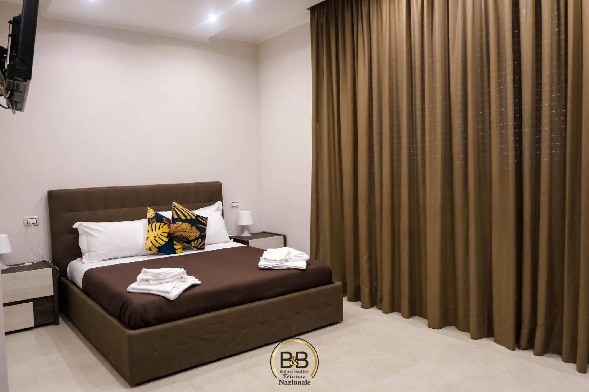 B&B Terrazza Nazionale Napoli Bagian luar foto